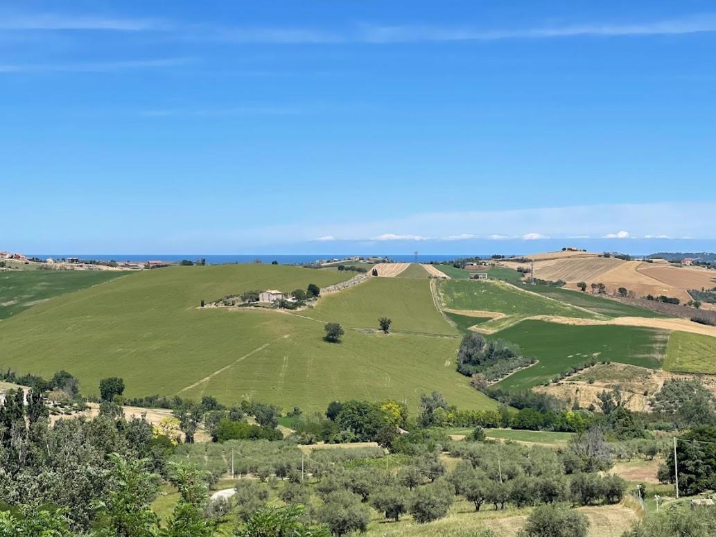 Locanda Belvedere Saludecio Екстер'єр фото