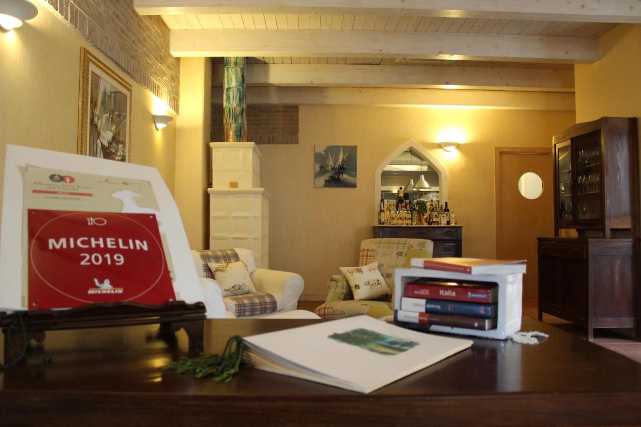 Locanda Belvedere Saludecio Екстер'єр фото